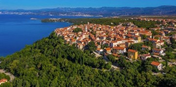 Týždeň na Krku s dopravou a polpenziou - hotel Omorika Punat 3*