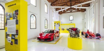 Po stopách Ferrari autobusom – Modena a Maranello