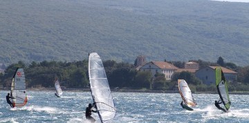 Týždeň na Krku s dopravou a polpenziou - hotel Omorika Punat 3*