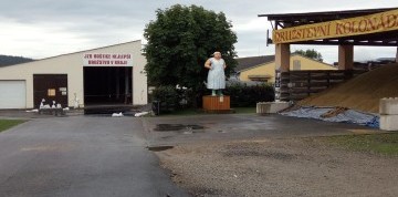 Slunce, seno a Chalupáři 