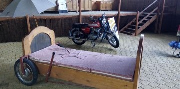 Slunce, seno a Chalupáři 