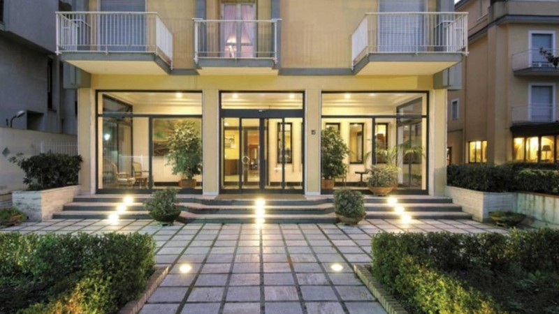 American Hotel 4****