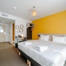 Hotel The Originals City La Verriere & Hotel BEELODGE 