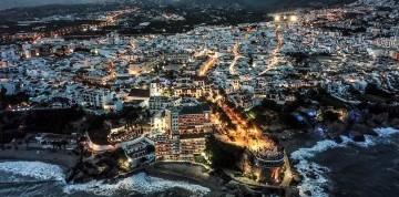 Malaga a Gibraltar – kontrasty Stredomoria letecky