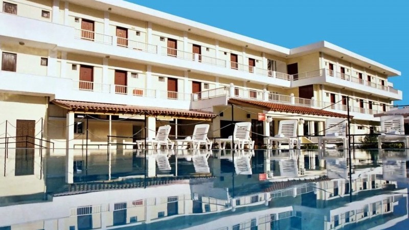Hotel Prassino Nissi