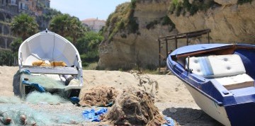 Tropea - exotická pláž pod historickým mestom