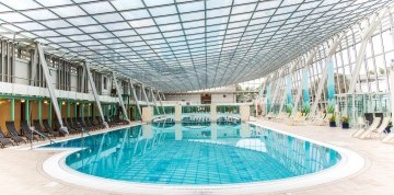 Výpredaje v Shopping City a rímske kúpele v Baden bei Wien