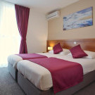 Komodor Hotel  3*