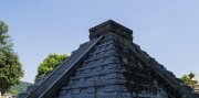 Najkrajšie stavby sveta a tyrkysové jazero Wörthersee