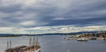 Oslo - hlavné mesto Nórska letecky