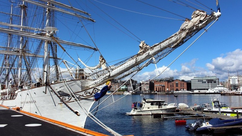 Oslo - hlavné mesto Nórska letecky