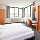 Century Hotel Antwerpen & Campanile Hotel Gouda