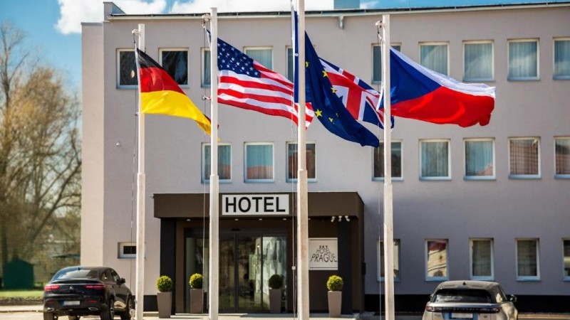 SKY HOTEL Prague 4****