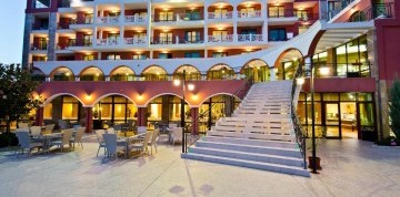 Sveti Vlas - Saint George Palace Hotel 3* All Inclusive s dopravou