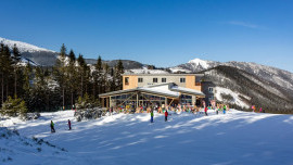 Strachan Family Jasná