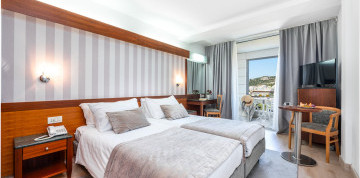 Dubrovnik - Hotel Uvala 4* s polpenziou letecky z Viedne