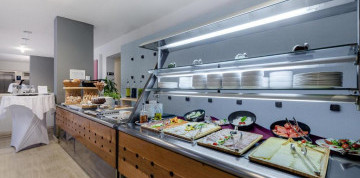 Dubrovnik - Hotel Uvala 4* s polpenziou letecky z Viedne