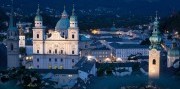 Adventný Salzburg a čarovný zámok Hellbrunn
