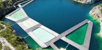 Kúpanie v Modrej lagúne pri Krakowe