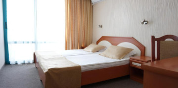 Slnečné pobrežie - hotel Zefir 3* s All Inclusive aj s dopravou